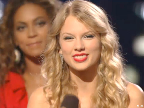 Taylor Swift Vma Performance. Taylor swift gets another