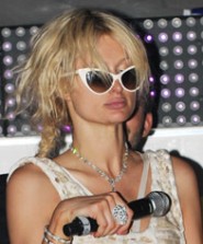 Paris Hilton's drunk face thumbnail
