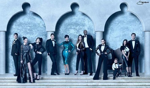 Behold the Super Intense Over-the-Top Kardashian Khristmas Kard, Now in 3-D!