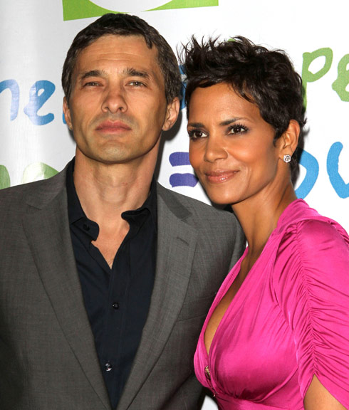 Halle Berry Is Officially Engaged To Olivier Martinez