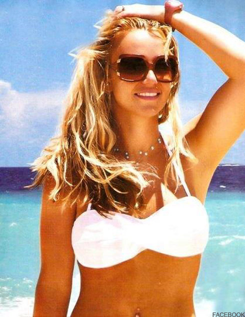 Britney-Spears-White-Bikini.jpg
