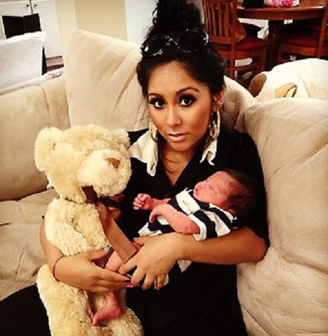 Snooki Baby Pictures on Snooki Photos Of Baby Son Lorenzo  Post Baby Body Photos Starcasm Net