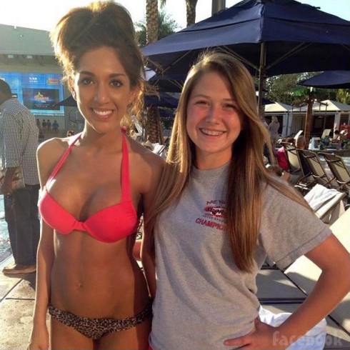 Farrah Abraham bikini photo from 2013 with a fan