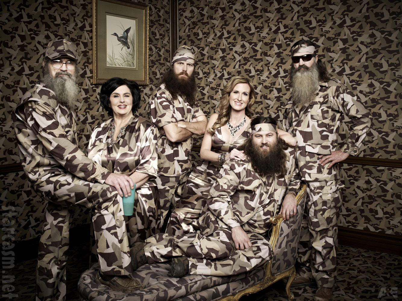 Official Duck Dynasty Season 3 cast photos in camo - starcasm.net