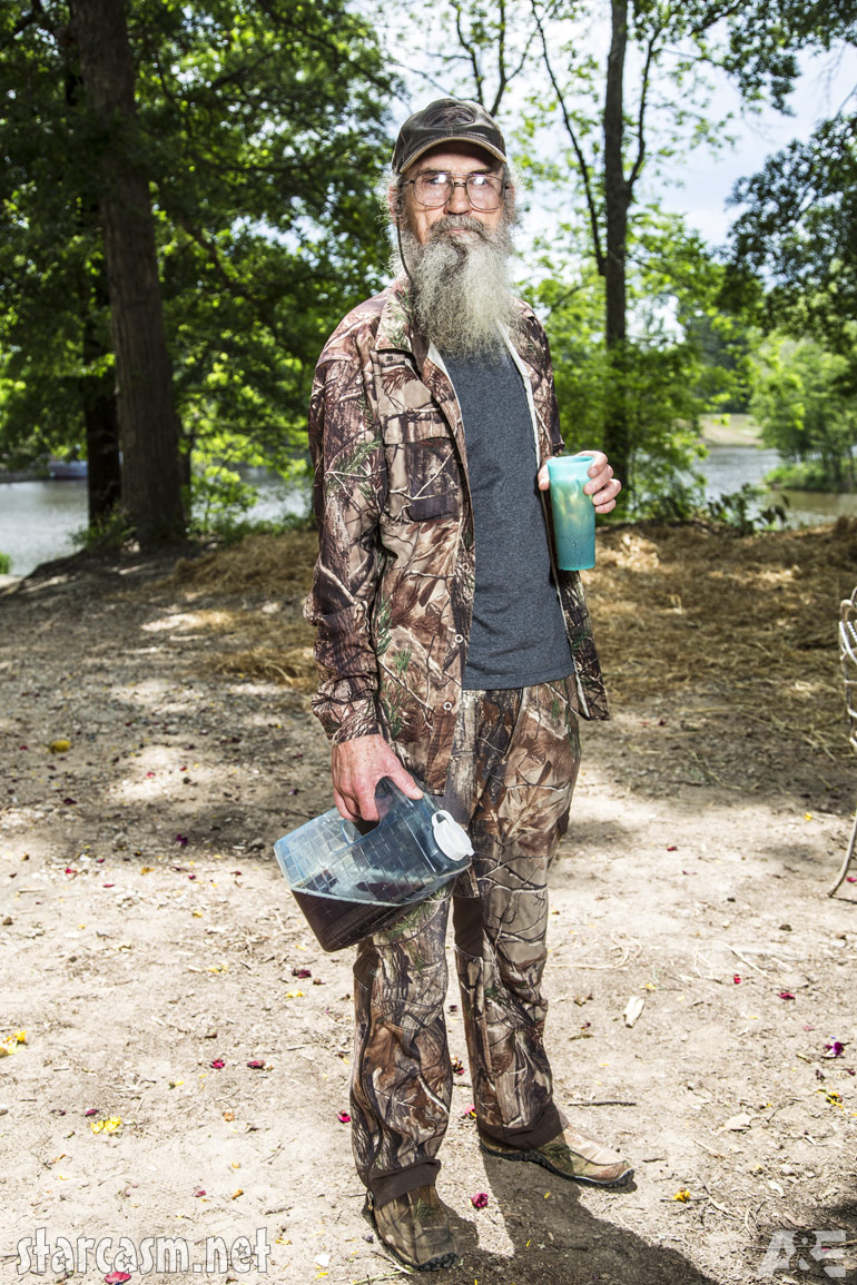 Official Duck Dynasty Season 4 Uncle Si Robertson Photos