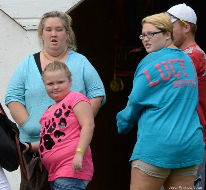 Honey Boo Boo S Pumpkin Denies Mom June Shannon Is Dating Sex Offender