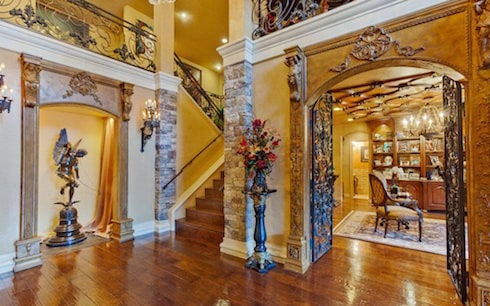Keeping Up With The Kardashians house 7 Keeping Up With The Kardashians house 7