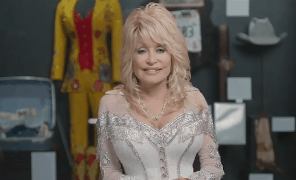 Links Dolly Parton Topless Candiace Vs Monique White House Covid