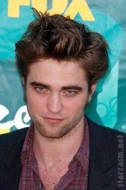 Robert Pattinson on the red carpet at the 2009 Teen Choice Awards