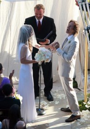 Milla Jovovich and Paul W. S. Anderson wedding cake