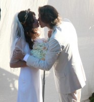 Milla Jovovich and Paul Anderson wedding cake