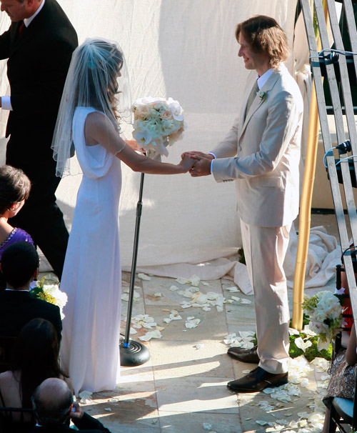 PHOTOS Milla Jovovich and Paul W. S. Anderson wedding pictures 43 total ...