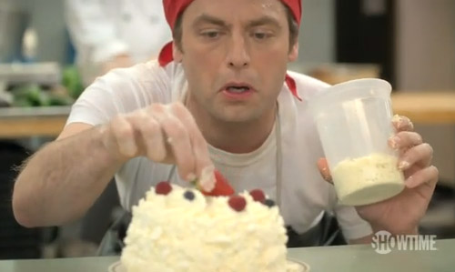 Justin Kirk as Andy Botwin and Randy Newman in Weeds Season 6