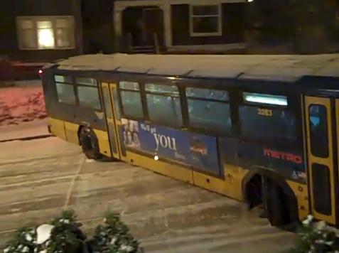 Bus loses traction on 11-22-10 in Seattle storm