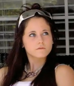 Teen Mom Video – Jenelle gets caught smoking weed on her mom’s porch with Kieffer