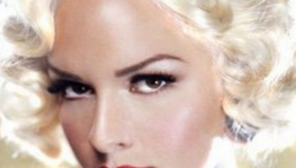 Emily Valentine is part of Cee Lo Green's team on The Voice