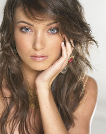 Big Brother 13 model Cassi Colvin headshot photo 