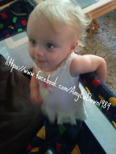 Aleeah Simms from Teen Mom 2 poses in her crib