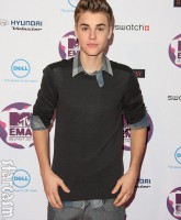 Justin Bieber on the red carpet at the 2011 EMAs in Belfast Northern Ireland