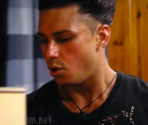 JErsey Shore Season 5 preview clip of Pauly D burning his face while tanning too much