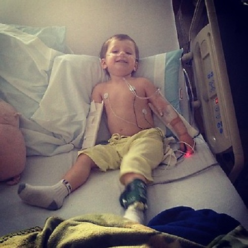 Nikkole Paulun of '16 & Pregnant' season 2 son Lyle in the hospital