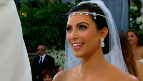 Kim Kardashian's 'Keeping Up With The Kardashians' wedding photo