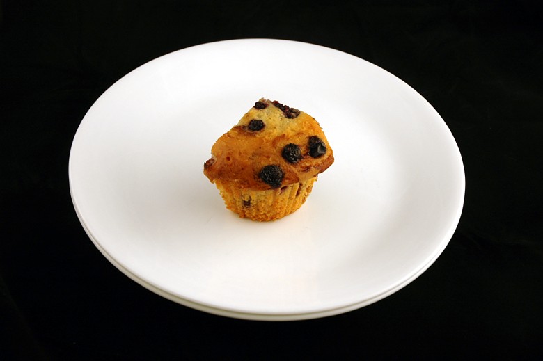 Blueberry Muffin 72 grams = 200 Calories