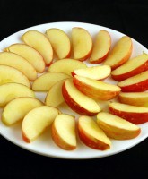 Apples 385 grams = 200 Calories