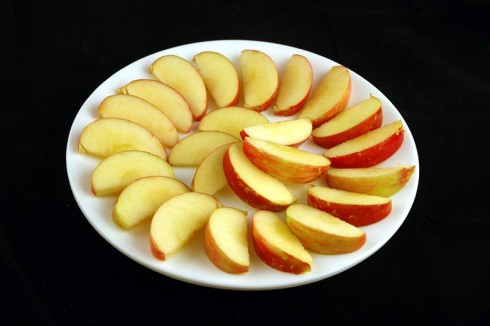 Apples 385 grams = 200 Calories