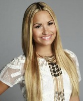 Demi Lovato just learned she has an older half-sister