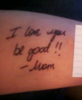 Woman gets a touching tattoo tribute to her mother