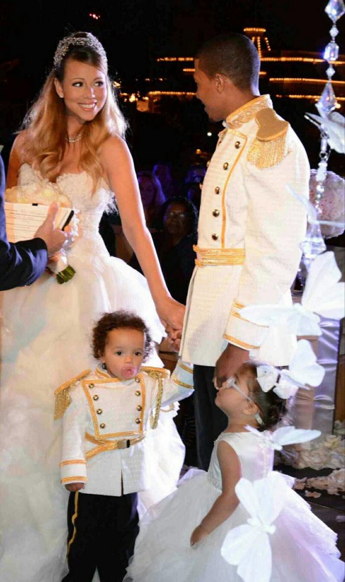 Mariah Carey and Nick Cannon vow renewal at Disneyland with their twins