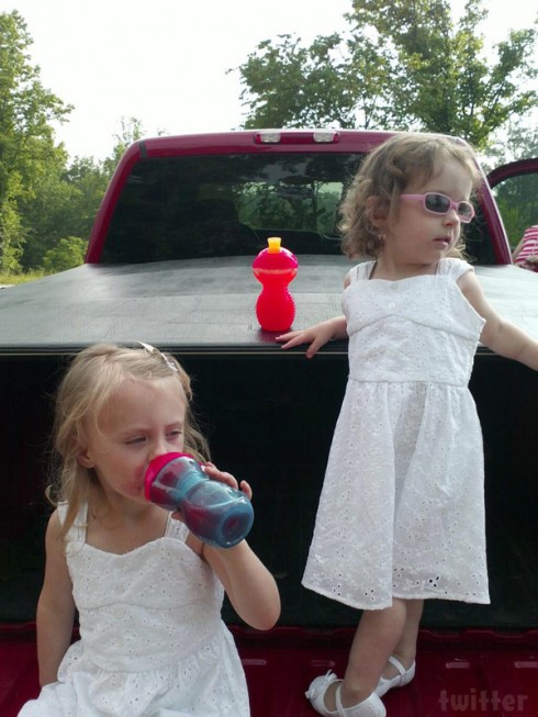 Corey Simms wedding photo flower girls Aliannah and Aleeah