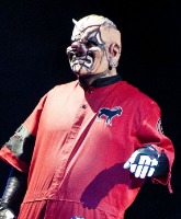 Slipknot drummer Shawn “Clown” Crahan plans to produce documentary on… Eating disorders?