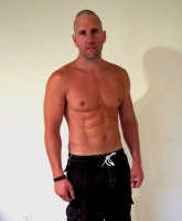 Fake before and after pictures taken just one hour apart reveal fitness industry tricks
