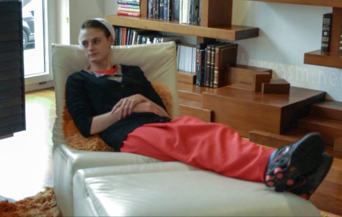 Betsy from Breaking Amish LA lounging