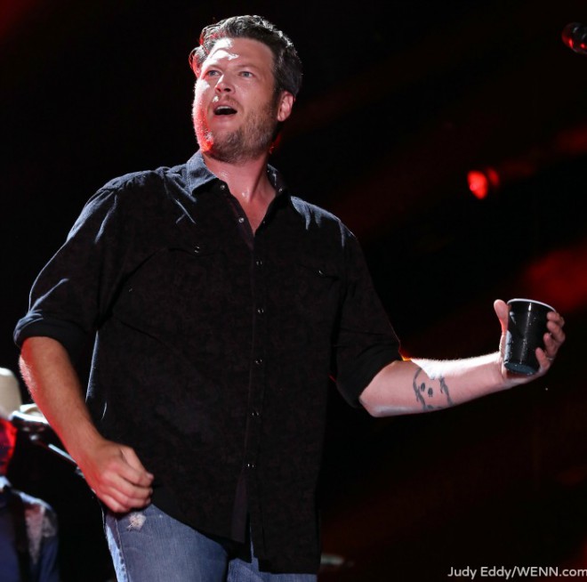 Does Blake Shelton have a drinking problem?