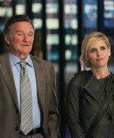 First look at Robin Williams’ new CBS comedy, The Crazy Ones