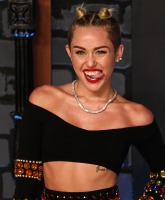 The best celebrity reactions to Miley Cyrus’ 2013 VMA performance
