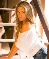 Is Big Brother’s Aaryn Gries getting a new modeling contract?