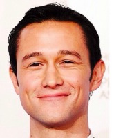 PHOTO Joseph Gordon-Levitt’s lookalike is a teenage girl
