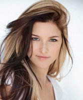 Voice winner Cassadee Pope’s new CMT show, Frame By Frame, premieres tonight