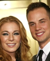 VIDEO LeAnn Rimes’ ex-husband said she revealed affair during phone call