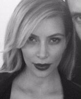 Kim Kardashian shares new picture of North West