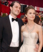 Home break-in led Keri Russell to reveal separation from husband Shane Deary