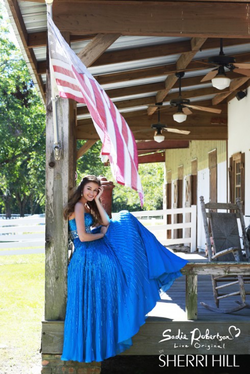 PHOTOS Duck Dynasty's Sadie Robertson modeling Live 