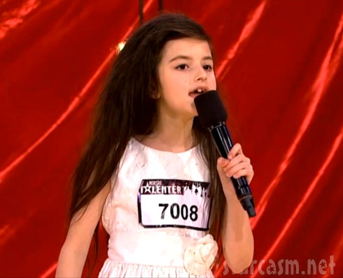 regn video prototype VIDEO 7-year-old girl sings Billie Holiday's Gloomy Sunday on Norway's Got  Talent