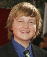 VIDEO Two and a Half Men’s Angus T. Jones is unrecognizable, says he was a paid hypocrite