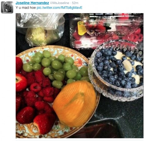 Joseline Hernandez y u mad hoes photo