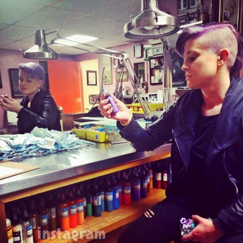 Kelly Osbourne shaved head mohawk